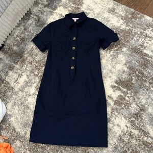 Lilly Pulitzer navy blue dress with button up front. Size 12